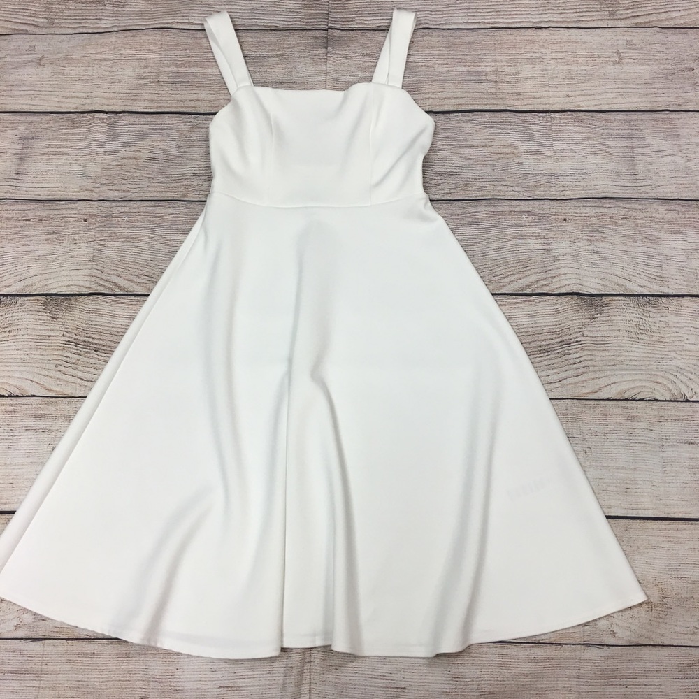 😍 ASOS Cream Sundress Flowing Bottom Size 10